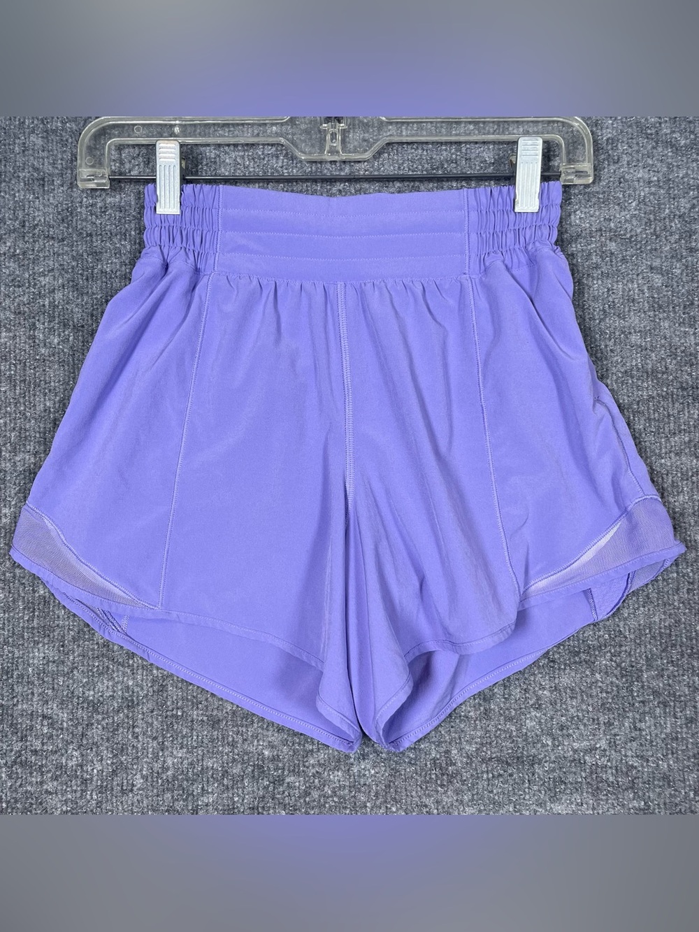 Lululemon Hotty Hot High Rise Lined Shorts 4in Womens 2 Purple Lavender Sporty